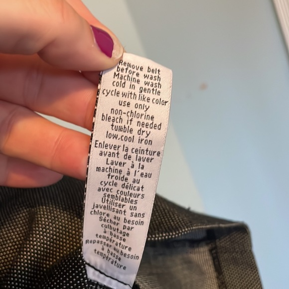 EUC pencil dress with belt and ruffled neckline - Picture 8 of 8